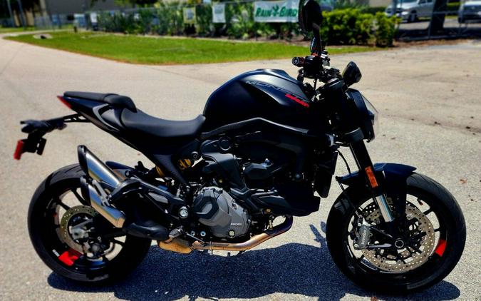 2025 Ducati Monster Plus Dark Stealth