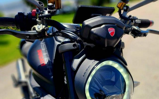2025 Ducati Monster Plus Dark Stealth