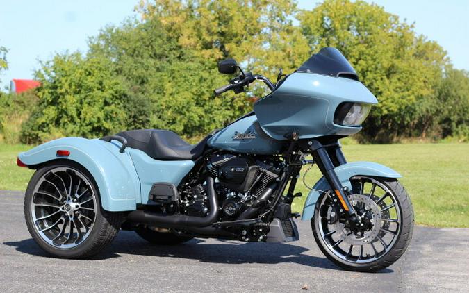 2023 Harley-Davidson Road Glide 3 Trike First Look [5 Fast Facts]