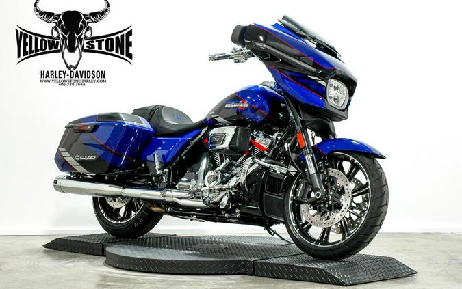 2025 Harley-Davidson® CVO™ Street Glide® Blue Streak