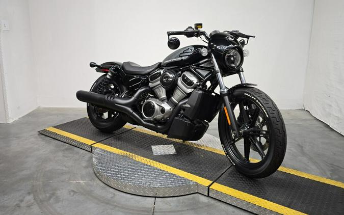 RH975 2022 Nightster™