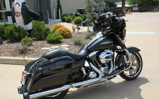 2016 Harley-Davidson Street Glide Special