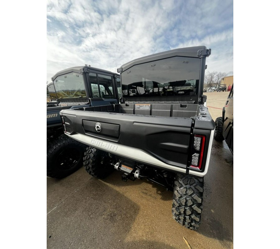 2026 Can-Am Defender MAX Limited HD11