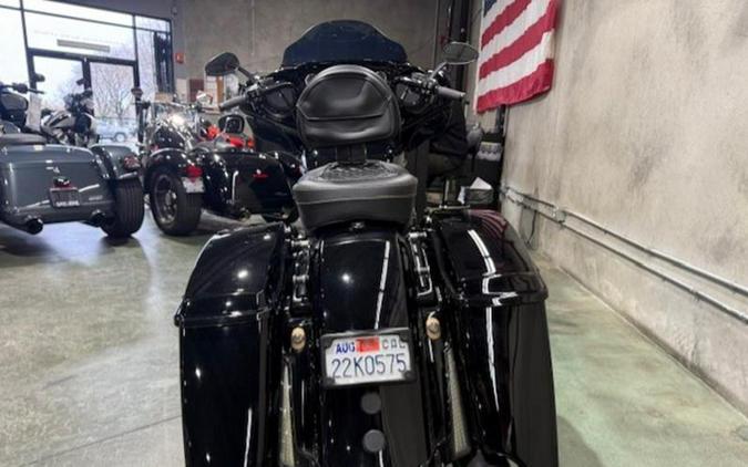 2018 Harley-Davidson® FLHXS - Street Glide® Special