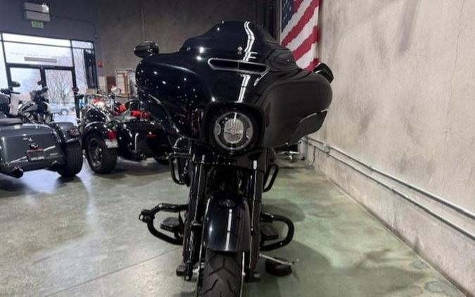 2018 Harley-Davidson® FLHXS - Street Glide® Special