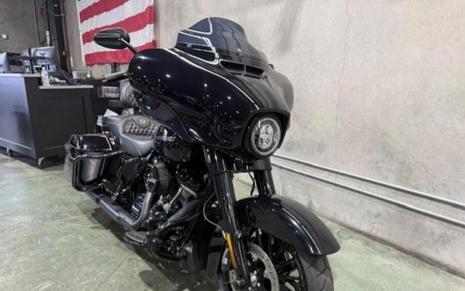 2018 Harley-Davidson® FLHXS - Street Glide® Special