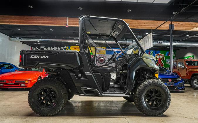 2020 Can-Am Defender