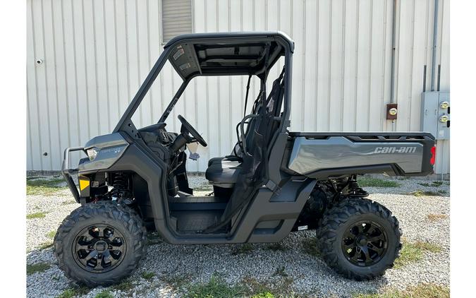 2024 Can-Am Defender XT HD10