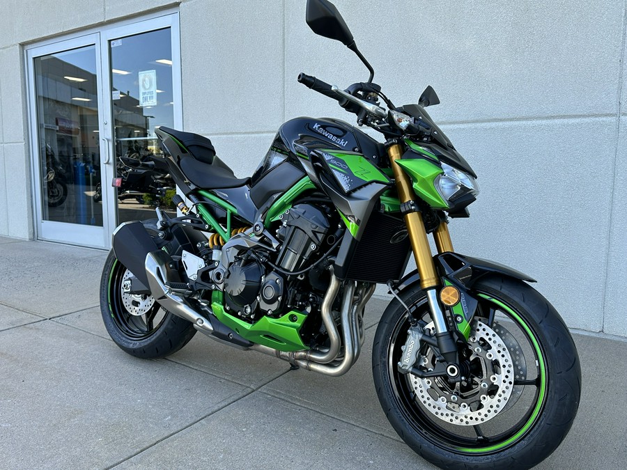 2024 Kawasaki Z900 SE ABS