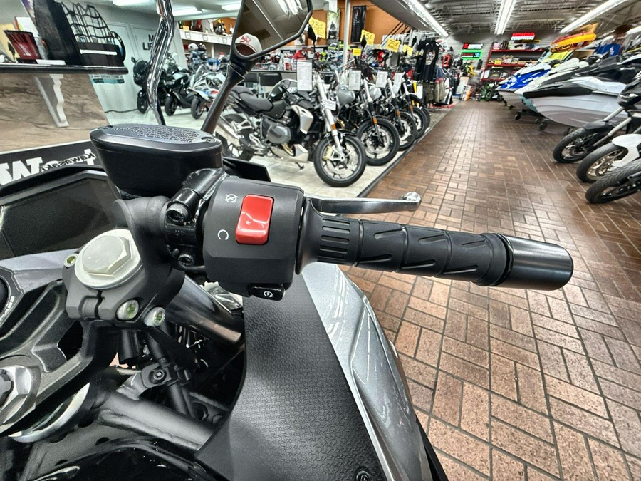 2025 Kawasaki NINJA 500 SE ABS