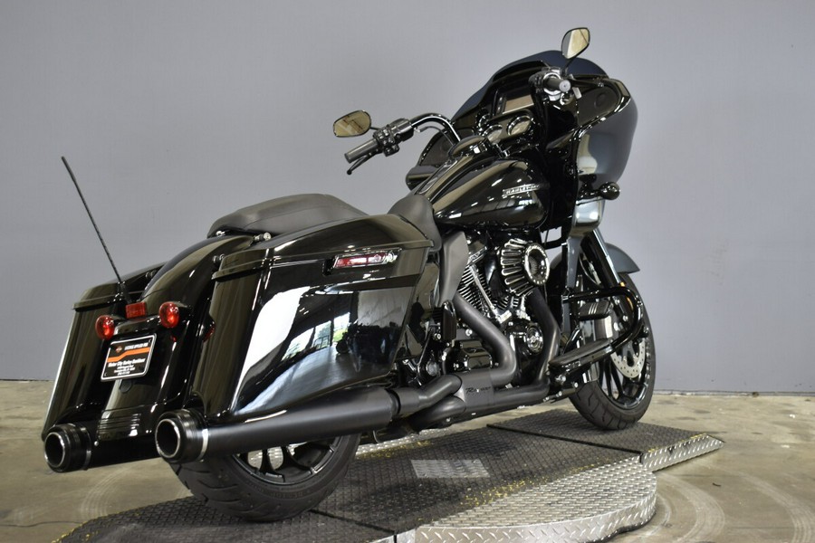 2018 Harley-Davidson Road Glide Special