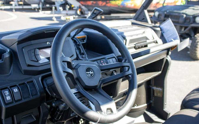 2026 CAN-AM DEFENDER XT HD7