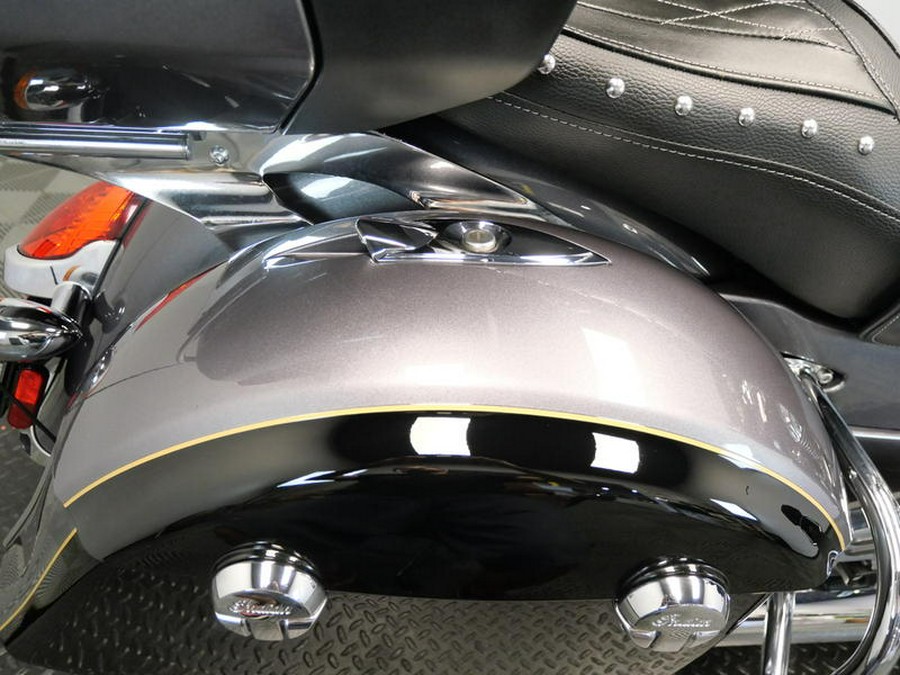 2016 Indian Motorcycle® Roadmaster® Steel Gray and Thunder Black
