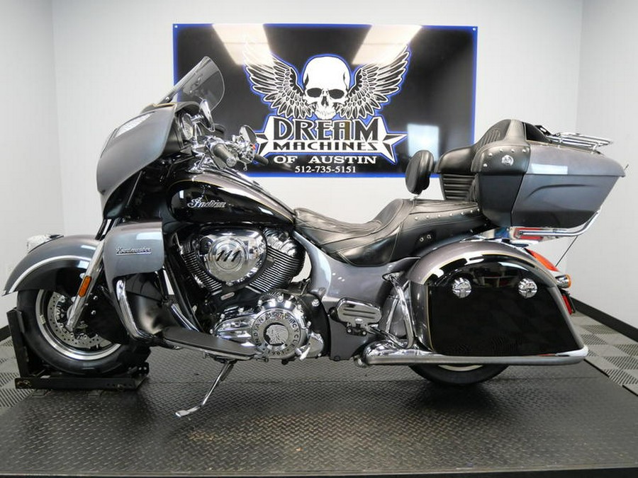 2016 Indian Motorcycle® Roadmaster® Steel Gray and Thunder Black