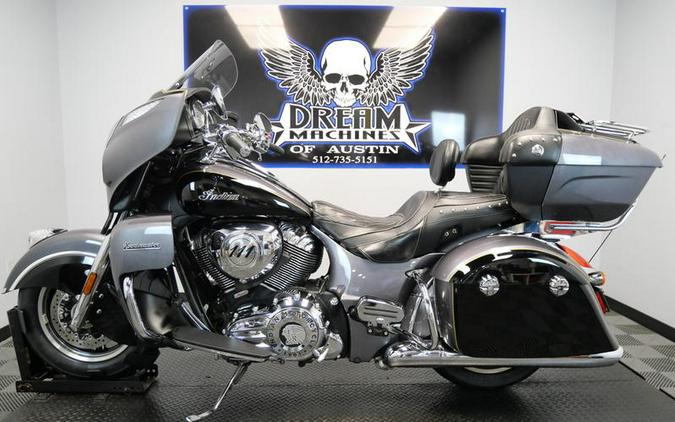 2016 Indian Motorcycle® Roadmaster® Steel Gray and Thunder Black