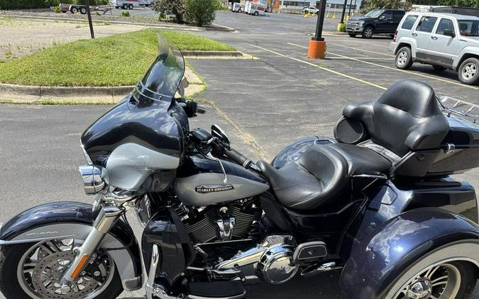 2019 Harley-Davidson® FLHTCUTG - Tri Glide® Ultra
