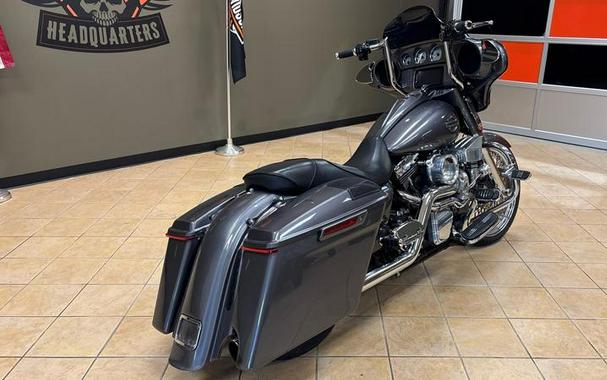 2014 Harley-Davidson® FLHX - Street Glide®