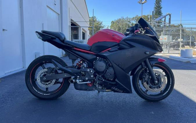 2015 Yamaha FZS6R