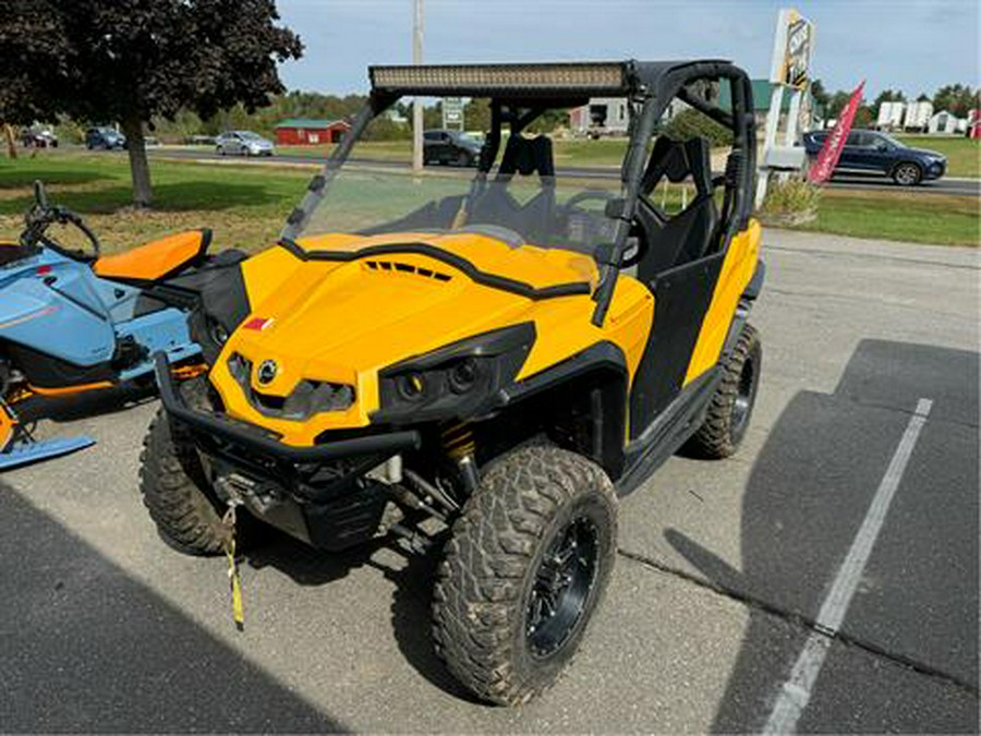 2015 Can-Am Commander™ DPS™ 1000