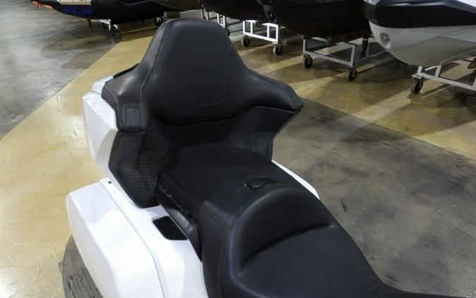 2018 Honda Gold Wing Tour Pearl White TOUR Tour