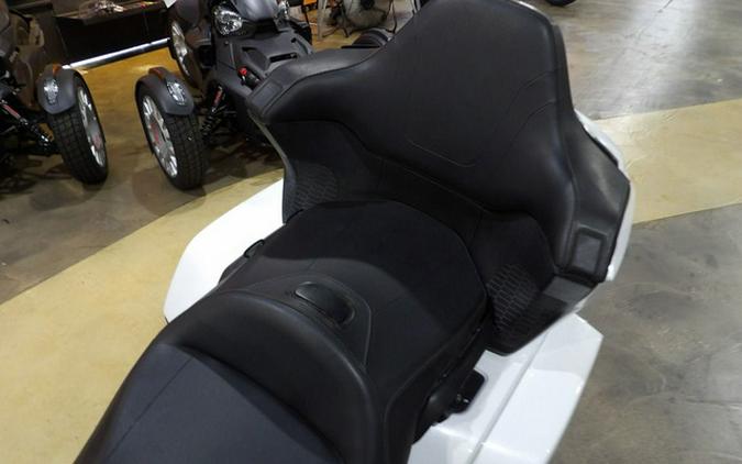 2018 Honda Gold Wing Tour Pearl White TOUR Tour