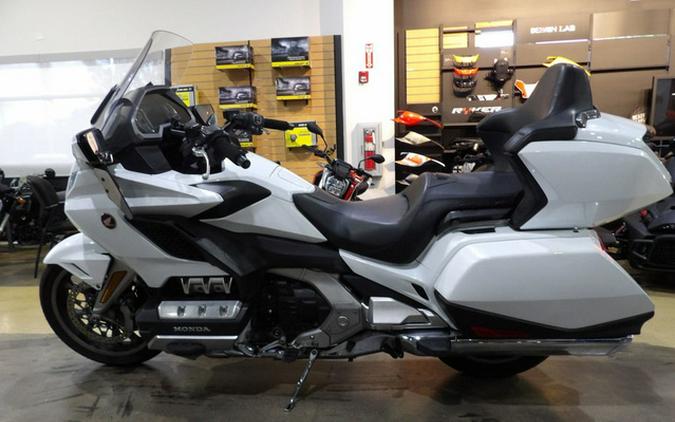 2018 Honda Gold Wing Tour Pearl White TOUR Tour