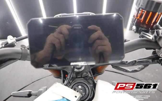 2024 Yamaha Motor Corp., USA XSR900