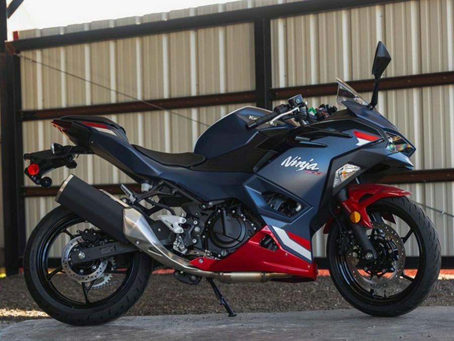 2026 Kawasaki Ninja 500 ABS Metallic Matte Twilight Blue