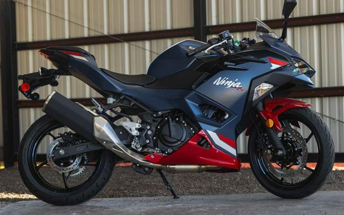 2026 Kawasaki Ninja 500 ABS Metallic Matte Twilight Blue