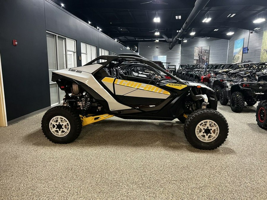 2024 Can-Am Maverick R 999T DCT