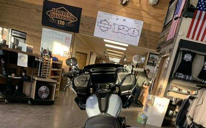 2024 Harley-Davidson® FLTRX - Road Glide®