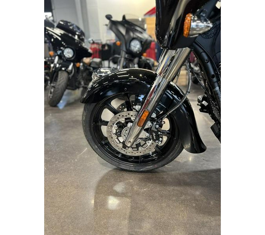 2023 Indian Motorcycle® Chieftain® Black Metallic