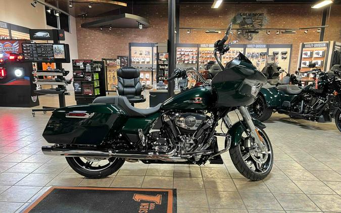 2024 Harley-Davidson Road Glide® Alpine Green