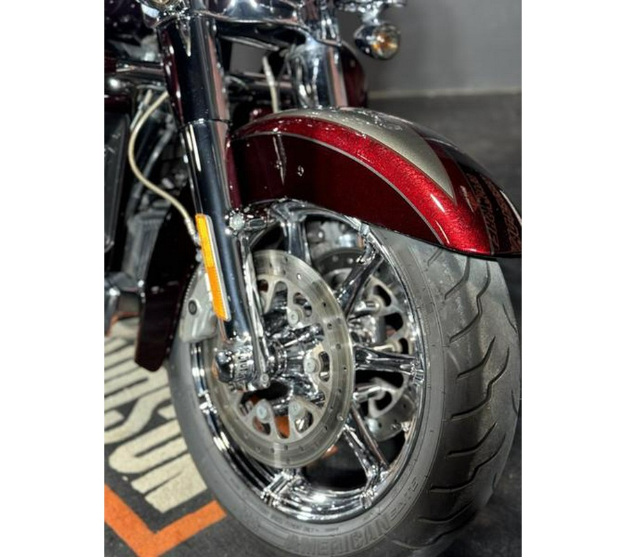 2015 Harley-Davidson® FLHTKSE - CVO™ Limited