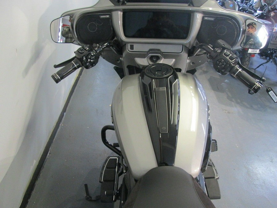 2023 Harley-Davidson® FLHXSE - CVO™ Street Glide®