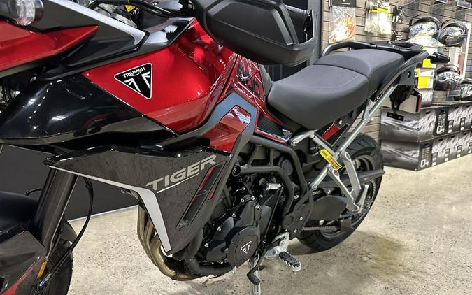 2024 Triumph Tiger 900 GT Carnival Red / Sapphire Black