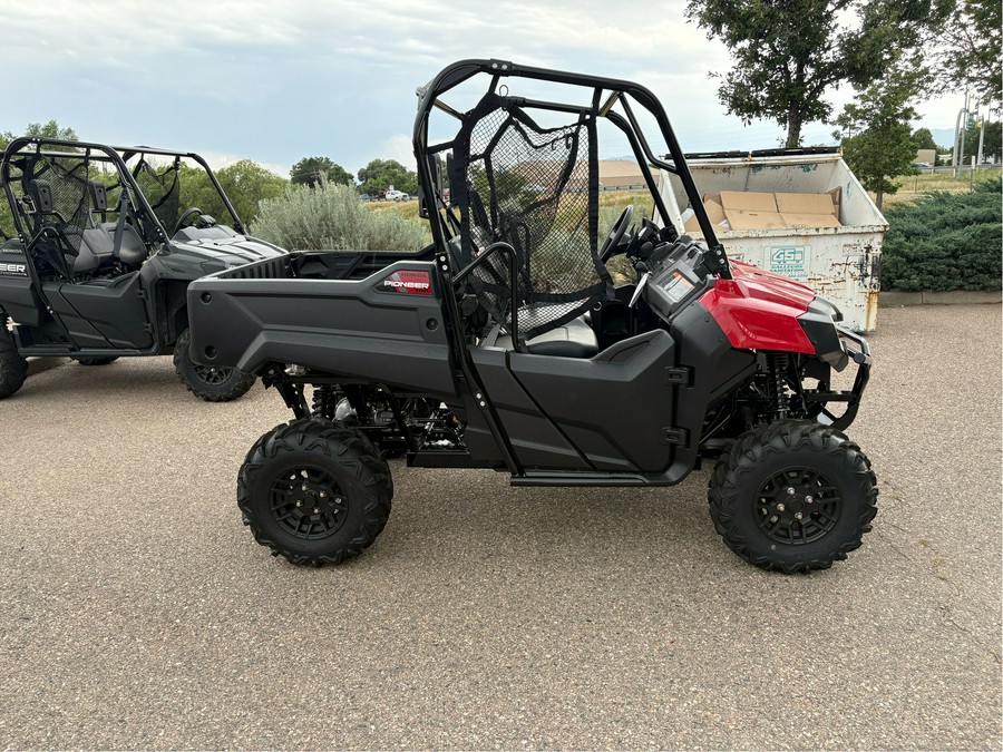 2025 Honda Pioneer 700 Deluxe