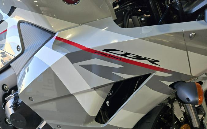 2026 HONDA CBR600RR