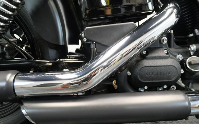 2017 Harley-Davidson® FXDB - Street Bob®