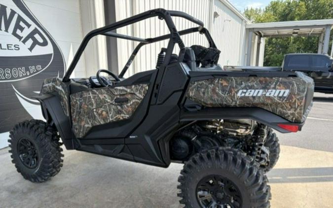 2026 Can-Am® Commander X mr 1000R Dark Wildland Camo