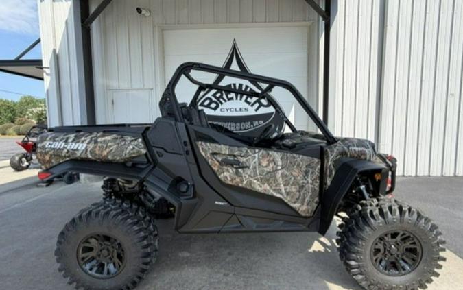 2026 Can-Am® Commander X mr 1000R Dark Wildland Camo