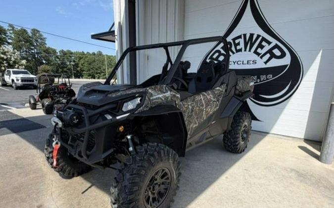 2026 Can-Am® Commander X mr 1000R Dark Wildland Camo