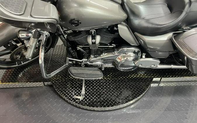 FLTRX 2017 Road Glide