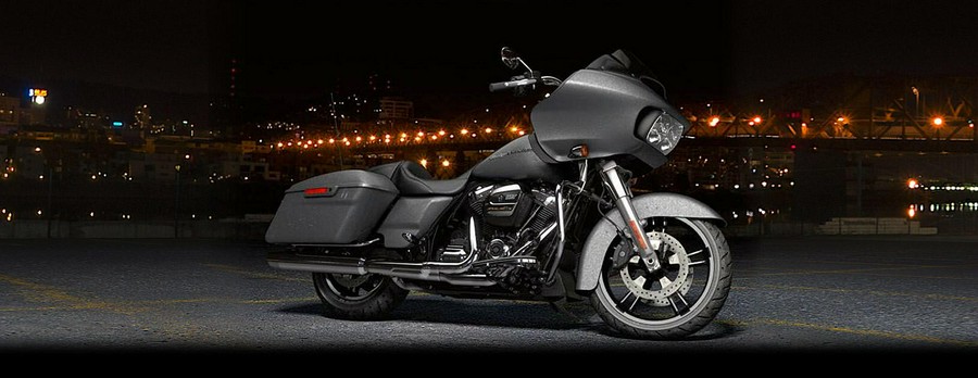 FLTRX 2017 Road Glide