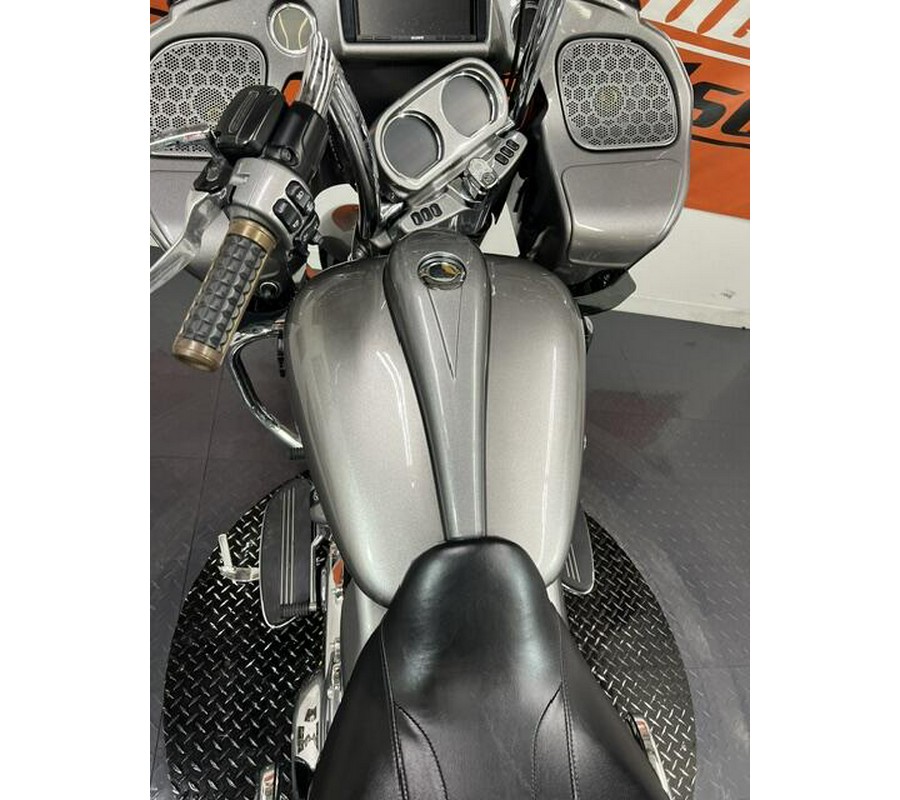 FLTRX 2017 Road Glide