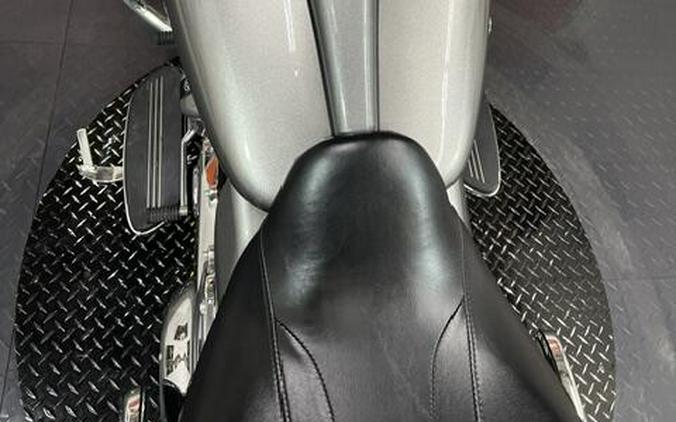 FLTRX 2017 Road Glide