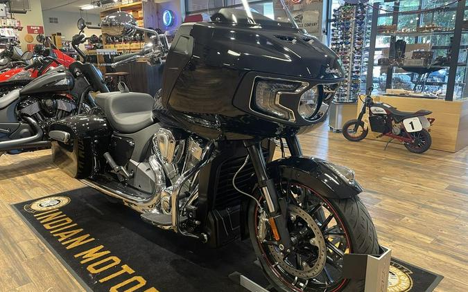 2023 Indian Motorcycle® Challenger® Limited Black Metallic