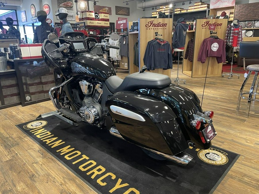 2023 Indian Motorcycle® Challenger® Limited Black Metallic