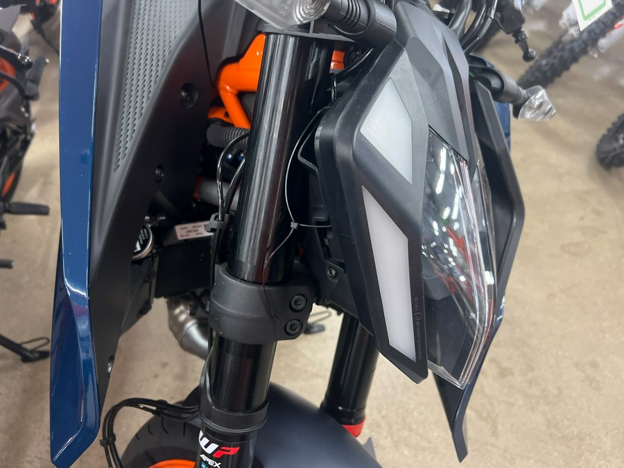 2024 KTM Duke 390