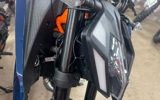 2024 KTM Duke 390